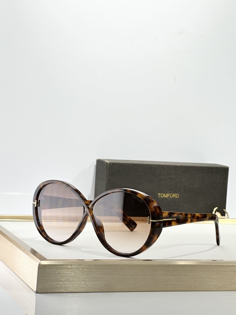 TOM FORD